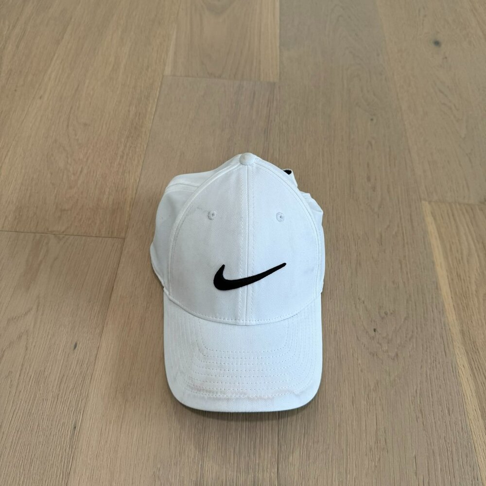 Men Nike Dri Fit Hat - White - Used